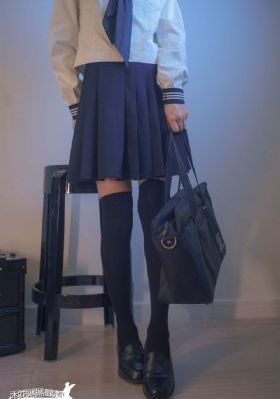 女生光屁股_高清高清视频观看
